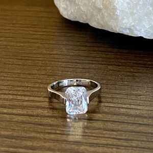 Elegant Stainless Steel Women's 2ct Radiant CZ Ring, Sz 6, New!